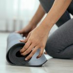 Apesar da creatina ser muito popular entre quem pratica exercícios físicos e tem como objetivo a melhora do desempenho nos treinos, o uso da substância também pode ser positivo para pessoas sedentárias em algumas situações. (Foto: Pexels)