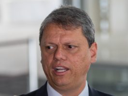 Tarcísio de Freitas descarta candidatura à Presidência em 2026: "Vou concorrer é a reeleição ao governo de SP" (Foto: Agência Brasil)