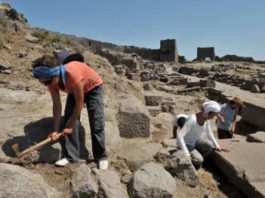 Pesquisadores estão reformulando o entendimento sobre a arquitetura da Idade da Pedra no Oriente Próximo. (Foto: Reprodução)