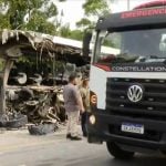 Ele foi levado para a delegacia de Rio Preto da Eva, município próximo ao local do acidente. (Foto: TV Globo)