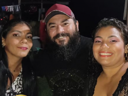 Mais do que os laços de sangue, as agricultoras amazonenses Ananda Souza, 29, e Deica Souza, 31, compartilham o mesmo marido, Marcelo Oliveria, de 38 anos. (Foto: Reprodução)