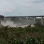 O acidente aconteceu na ponte Juscelino Kubitschek de Oliveira, entre os estados do Maranhão e Tocantins.(Foto: Tv Globo)