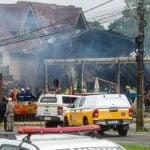 Conforme a Brigada Militar, o avião de pequeno porte havia decolado do aeroporto de Canela com destino a Jundiaí (SP), mas caiu em Gramado às 9h13. (Foto: TV Globo)