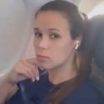 “Demorei a falar porque não estava bem pelo constrangimento que passei no avião e todas as pessoas que me atacaram. Ainda ter que ver esses comentários não está sendo fácil. Desde o ocorrido, não estou dormindo, não estou comendo, não estou bem há dias”, declarou em seu Instagram. (Foto: Instagram)