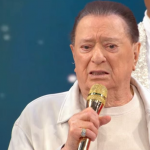 Ele também refletiu sobre a ausência de Silvio Santos, cuja presença, segundo Raul, seria motivo de celebração para todos. (Foto: Reprodução/SBT)