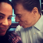 O apresentador Leão Lobo contou da proximidade de Silvio Santos com a filha Silvia Abravanel: Silvia e Silvio tinham uma ligação especial. Essa mansão do Ibirapuera que ela mora, ele deixou para ela, revelou o comunicador. (Foto: Instagram)