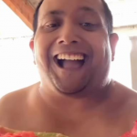 Em terceiro lugar ficou o homem que se recusava a jogar os restos de uma melancia fora e virou meme ao dizer “vou nada”. (Foto: Reprodução/TikTok)