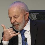 Em uma virada inesperada, o governo de Luiz Inácio Lula da Silva segue a mesma rota de seu antecessor, Jair Bolsonaro, ao impor sigilos de 100 anos sobre os gastos do cartão corporativo (Foto: Agência Brasil)