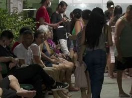 A Prefeitura de Guarujá apontou que a contaminação do mar por esgoto clandestino pode estar relacionada ao aumento de casos. (Foto: TV Globo)