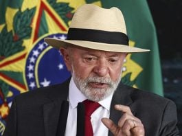 Lula veta projeto que iria beneficiar crianças com microcefalia (Foto: Agência Brasil)