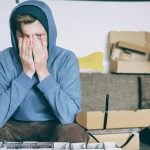 Burnout agora é oficialmente reconhecido pela OMS no Brasil! A nova classificação promete mudar a forma como empresas lidam com a saúde mental dos colaboradores (Foto: Unsplash)