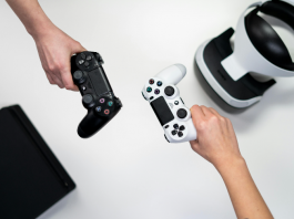 Sony desenvolve tecnologia que permite aos jogadores de PlayStation sentir cheiros de jogos na vida real. (Foto: Divulgação/Pexels)