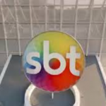 Uma funcionária diz que, em meio a tratamento contra câncer no cérebro, foi demitida do SBT. (Foto: Reprodução/TikTok)