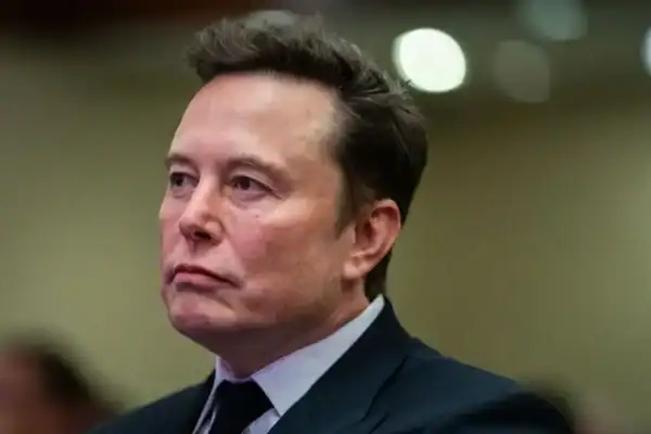 Comentário de Elon Musk sobre Jesus gera preocupação e leva internautas a temerem que “algo ruim esteja por vir”