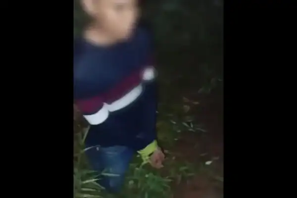 Jovem sequestrado em Manaus é torturado e forçado a mentir para a mãe durante ligação