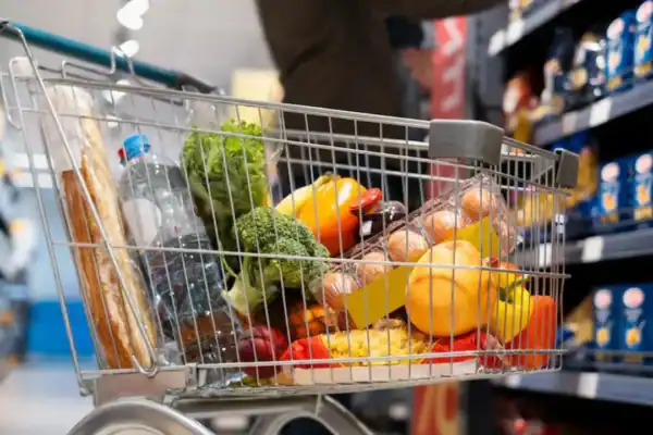 Canetas emagrecedoras alteram hábitos de consumo e preocupam indústria de alimentos