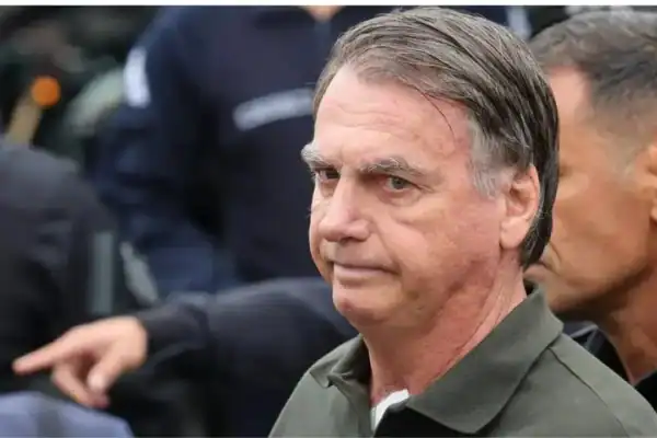 Moraes define regras de visitas a Bolsonaro durante internação